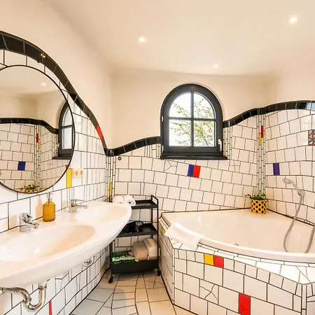 Castelletto - Schloss Auf Dem Dach Der Gruenen Zitadelle Von Hundertwasser Διαμέρισμα