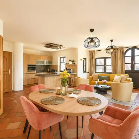 Appartement Castelletto - Schloss Auf Dem Dach Der Gruenen Zitadelle Von Hundertwasser *